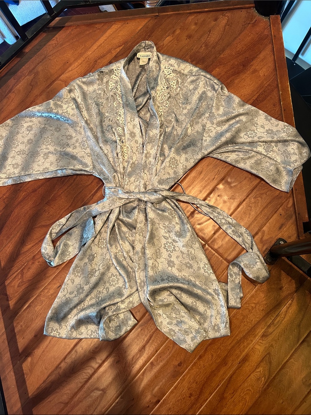 Vintage Natori Grey Lace Printed Satin Lounge Robe Size Small